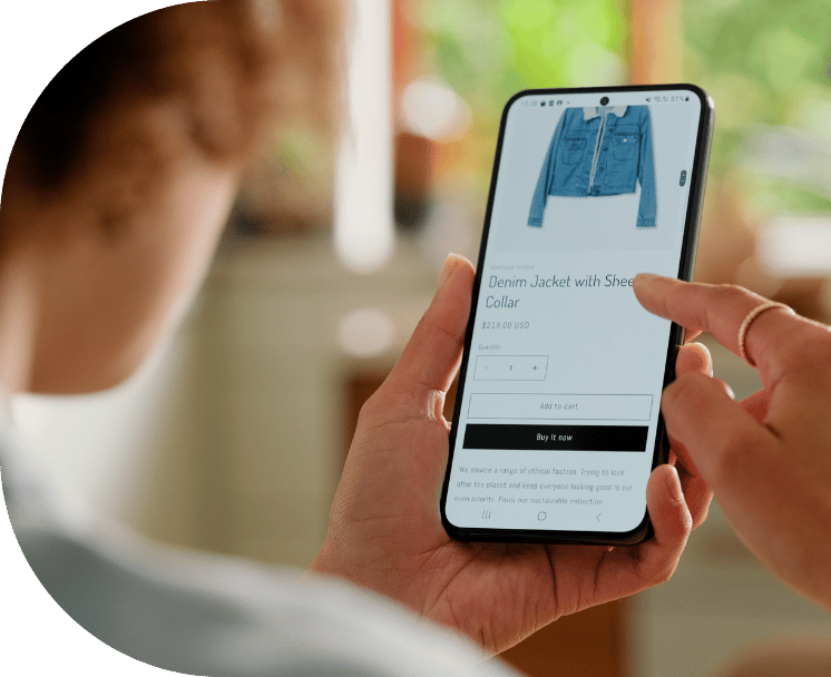 Person scrolling eCommerce website